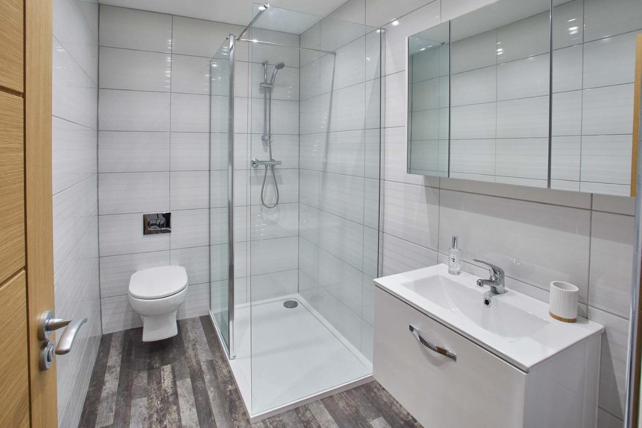 Host & Stay - Apartment One, Hudsons Yard House Whitby Exteriör bild